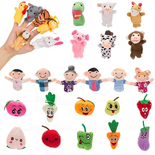 finger puppets of family members